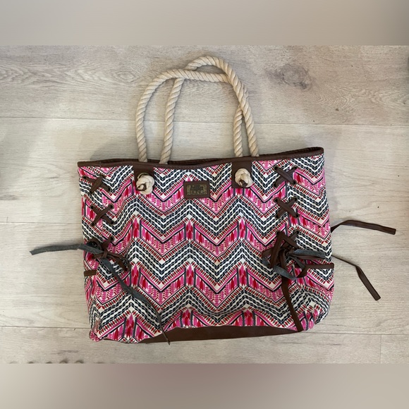 Multi color Billabong fabric bag - Picture 1 of 5